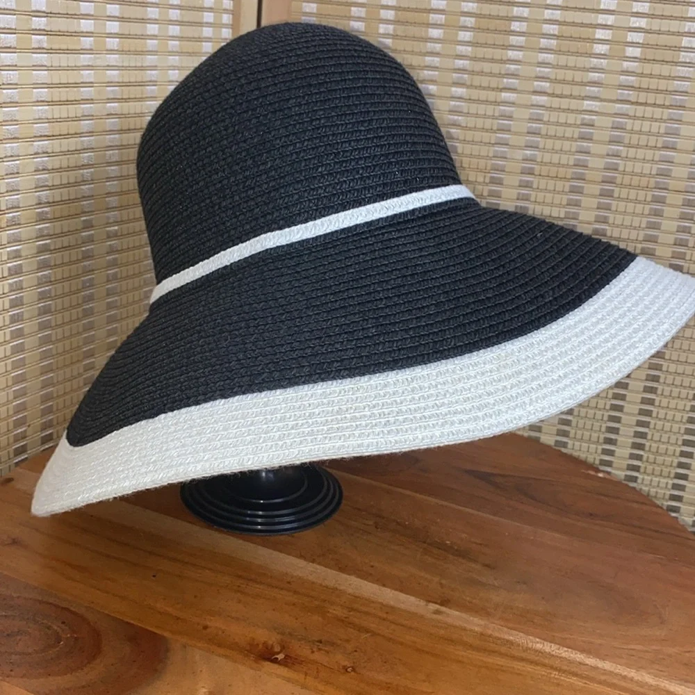 🔶Magid Hats Paper Straw Sun Hat Black & White Wide Brim Beach Resort Packable - Picture 2 of 5